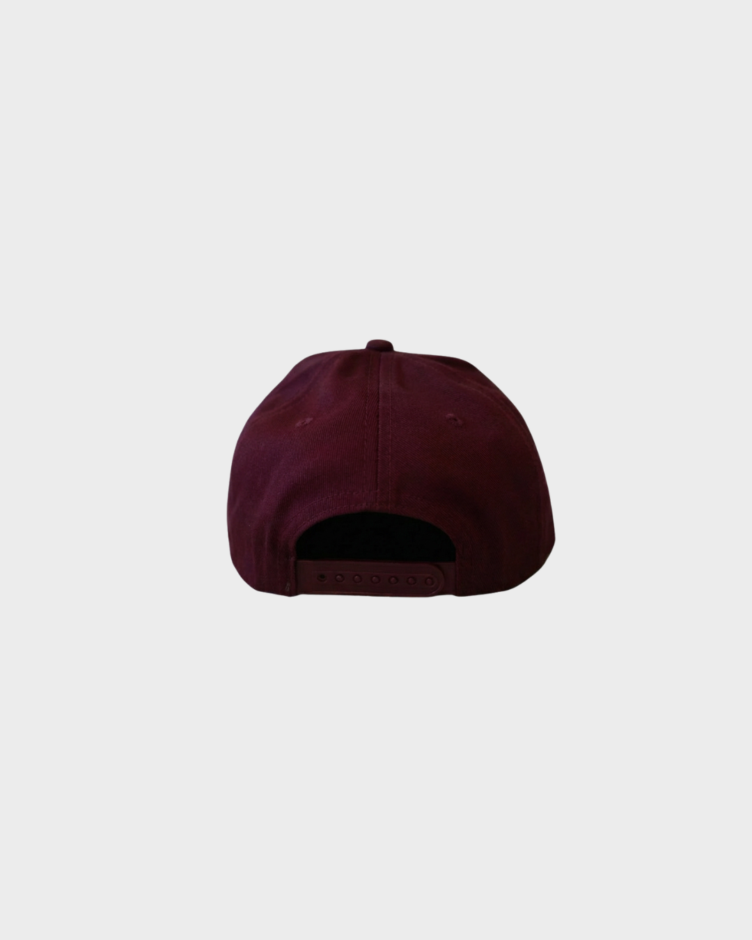 FLÁYR Monogram Snapback Burgundy — detail shot